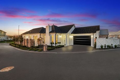 Photo of property in 5 Mollisia Lane, Papamoa Beach, Papamoa, 3118