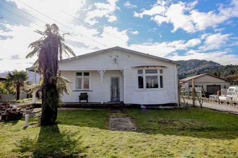 Photo of property in 9 Ohau Street, Dobson, Greymouth, 7805