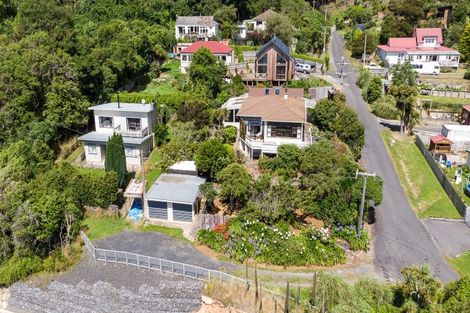 Photo of property in 1 King George Street, Broad Bay, Dunedin, 9014