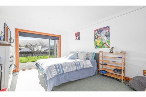 Photo of property in 48 Hamon Place, Pukehangi, Rotorua, 3015