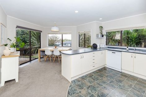 Photo of property in 18 Bartholomew Drive, Nawton, Hamilton, 3200