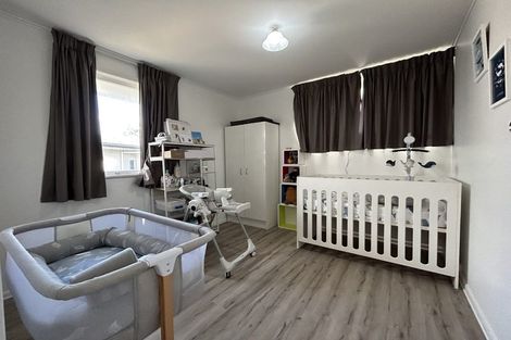 Photo of property in 90 Mount View Road, Melville, Hamilton, 3206