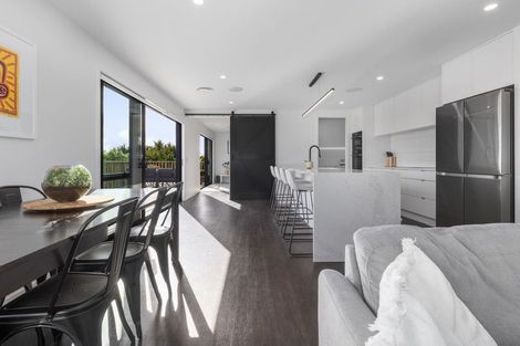 Photo of property in 94 Kotare Street, Waikanae, 5036