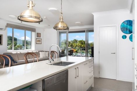 Photo of property in 84 Rewa Rewa Lane, Orewa, 0931