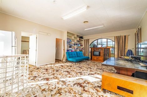 Photo of property in 73 Fergusson Street, Woodville, 4920