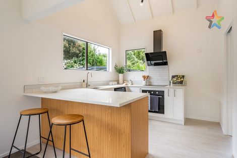 Photo of property in 46 Weka Street, Miramar, Wellington, 6022