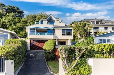 Photo of property in 24 Sunset Parade, Plimmerton, Porirua, 5026