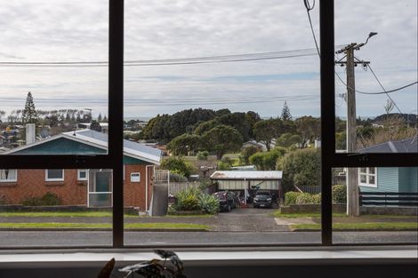 Photo of property in 3 George Street, Waitara, 4320