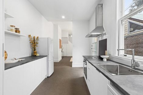 Photo of property in 79 Aro Street, Aro Valley, Wellington, 6021