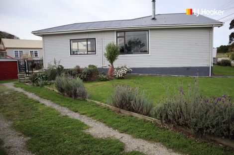 Photo of property in 37 Tahuna Road, Tainui, Dunedin, 9013
