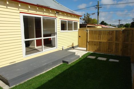 Photo of property in 1/163 Edgeware Road, Edgeware, Christchurch, 8013