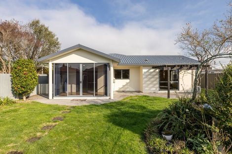 Photo of property in 417 Southland Place, Raureka, Hastings, 4120