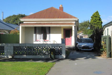 Photo of property in 10 Defoe Place, Waltham, Christchurch, 8023