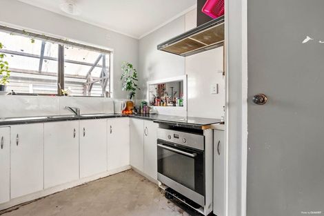 Photo of property in 2/31 Sutton Crescent, Papakura, 2110