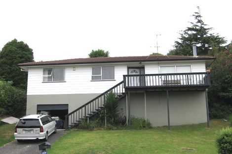 Photo of property in 12 Telstar Place, Beach Haven, Auckland, 0626