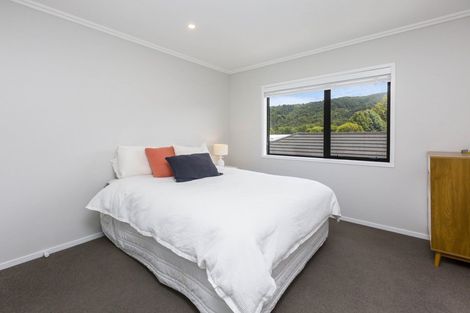 Photo of property in 11 Ashington Road, Silverstream, Upper Hutt, 5019