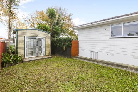 Photo of property in 2/26 Navigator Place, Papatoetoe, Auckland, 2025