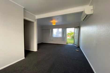 Photo of property in 30 Dakota Avenue, Beach Haven, Auckland, 0626