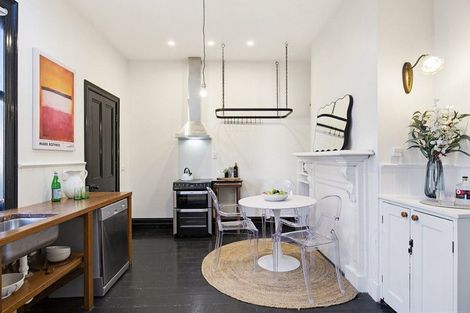 Photo of property in 21 Saint Mary Street, Thorndon, Wellington, 6011