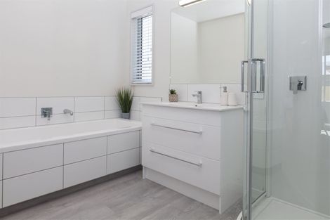 Photo of property in 5 Kingsbridge West, Burwood, Christchurch, 8083