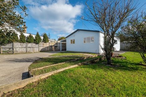 Photo of property in 8a Fordham Street, Beach Haven, Auckland, 0626
