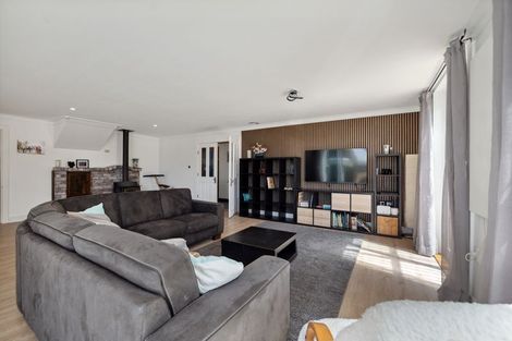 Photo of property in 5 Wynyard Street, Normanby, Hawera, 4614