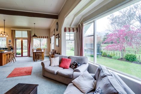 Photo of property in 2412 Kahuranaki Road, Elsthorpe, Havelock North, 4295