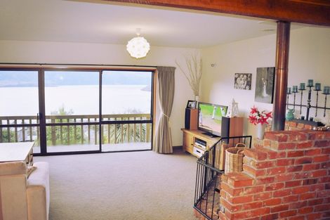 Photo of property in 12 Caples Place, Fernhill, Queenstown, 9300