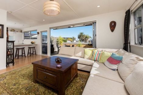 Photo of property in 34 Pitau Road, Mount Maunganui, 3116