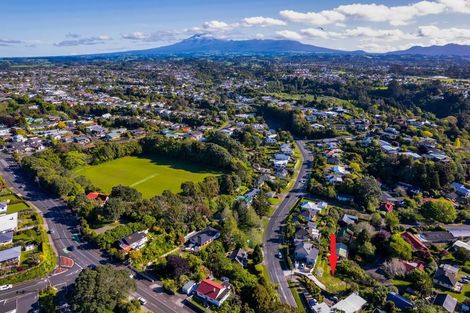 Photo of property in 10a Awanui Street, Merrilands, New Plymouth, 4312