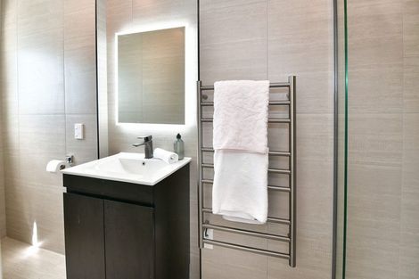 Photo of property in 6a Freya Place, Torbay, Auckland, 0630