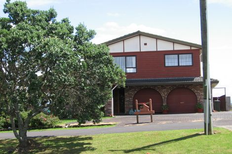 Photo of property in 27a Gilfillan Street, Blockhouse Bay, Auckland, 0600