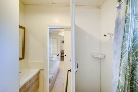 Photo of property in 10 Moori Road, Waimarama, 4294