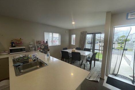 Photo of property in 25 Divide Loop, Takanini, 2112