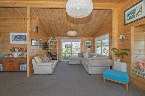 Photo of property in 9 Charles Green Drive, Cooks Beach, Whitianga, 3591