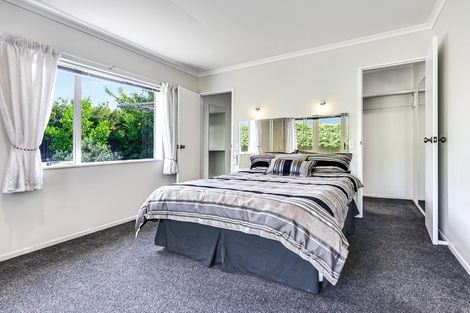 Photo of property in 4 Abergeldie Way, Cambridge, 3434