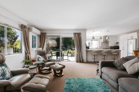 Photo of property in 84d Margaret Drive, Omokoroa, 3114