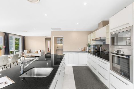 Photo of property in 2 Kinrara Place, Halswell, Christchurch, 8025