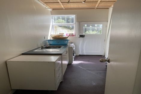 Photo of property in 39 Karepa Street, Brooklyn, Wellington, 6021