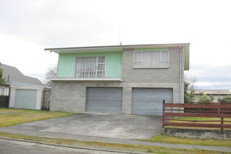 Photo of property in 9 Moana Crescent, Te Anau, 9600