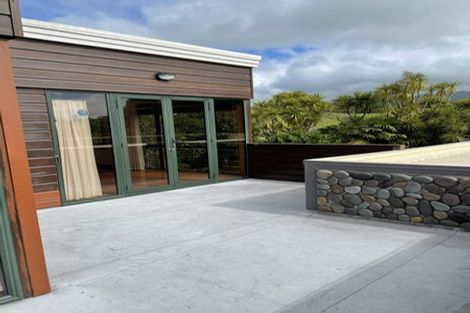 Photo of property in 2 Victoria Road, Omata, New Plymouth, 4374