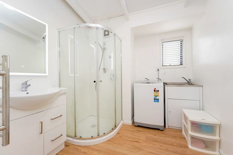 Photo of property in 30a Leo Street, Glen Eden, Auckland, 0602