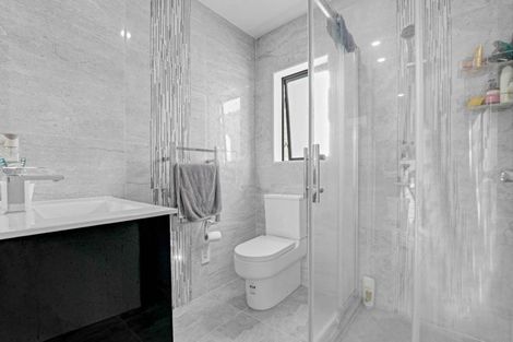 Photo of property in 39c Overton Road, Papatoetoe, Auckland, 2025