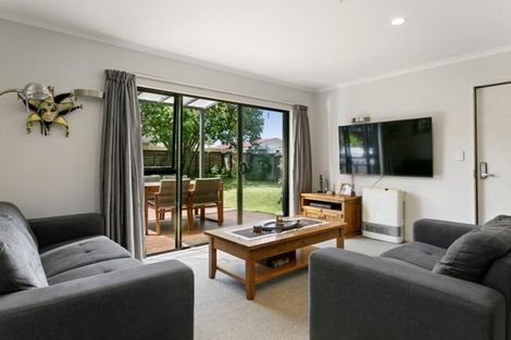 Photo of property in 4/130 Te Heuheu Street, Taupo, 3330