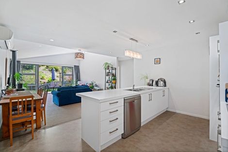 Photo of property in 26 Harrys Close, Arthurs Point, Queenstown, 9371