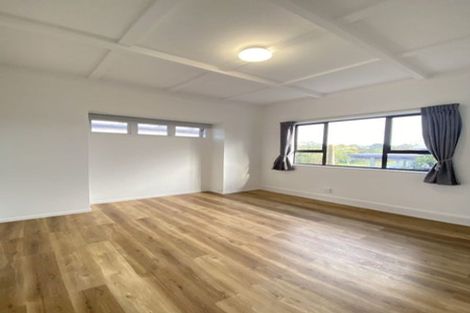 Photo of property in 53 Walmer Road, Point Chevalier, Auckland, 1022