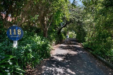 Photo of property in 118 Wellington Street, Picton, 7220