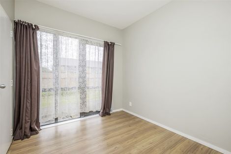 Photo of property in 2/167 Whitney Street, Blockhouse Bay, Auckland, 0600