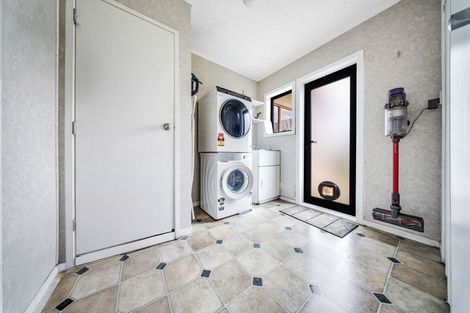 Photo of property in 8 Indus Place, Half Moon Bay, Auckland, 2012