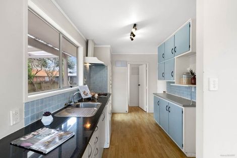 Photo of property in 9 Tangelo Place, Bucklands Beach, Auckland, 2012